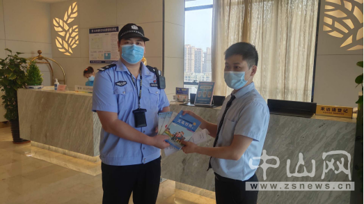 阜沙鎮(zhèn)禁毒信息〔2020〕第155期--阜沙禁毒宣傳活動走進(jìn)重點行業(yè)場所(2020.10.27 ）5