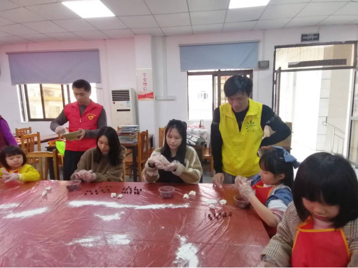 阜沙鎮(zhèn)禁毒信息〔2023〕第27期--“元宵共團(tuán)圓，拒毒享平安”-阜沙鎮(zhèn)開展2023年元宵節(jié)湯圓制作