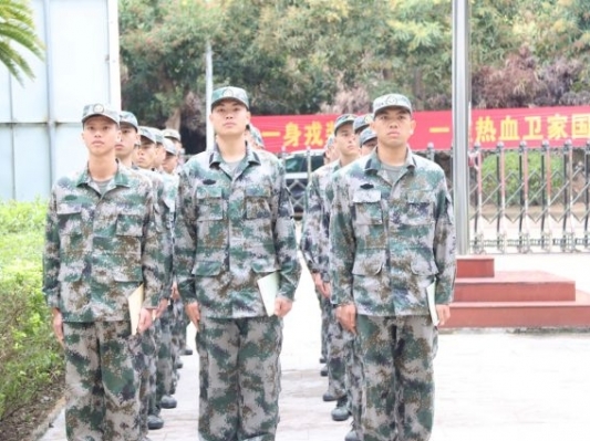 中山開(kāi)展2026年上半年役前教育，助準(zhǔn)新兵邁好軍營(yíng)生活第一步